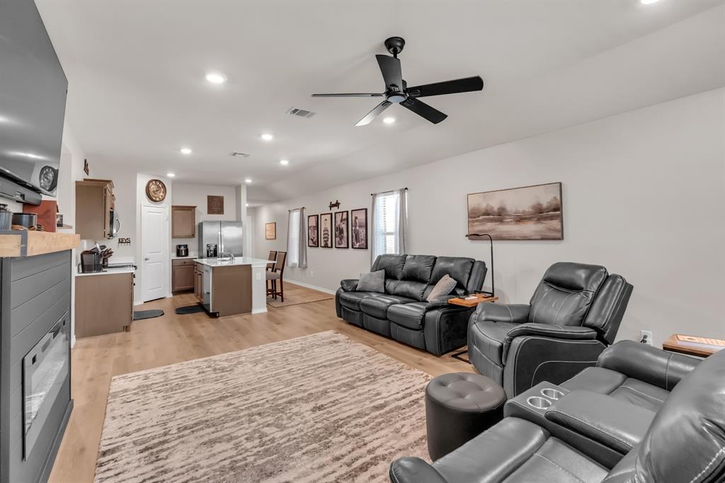 901 Country Road Royse City, TX 75189 - Photo 10 of 27 Gallery Image 10