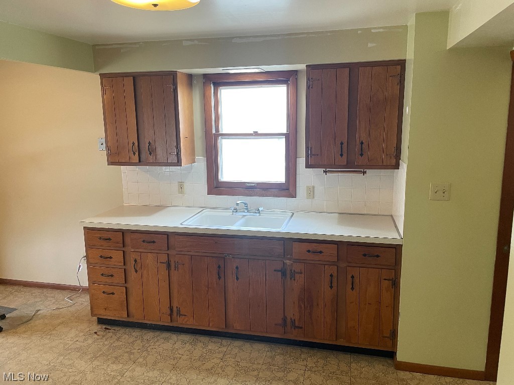 11235 Exeter Road Garfield Heights, OH 44125 - Photo 9 of 25