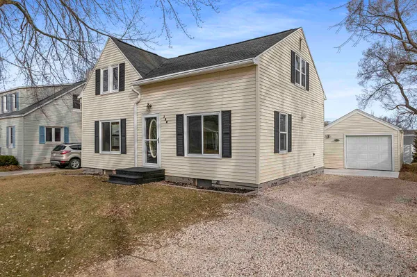 $250,000 | 130 East Pine Street, Denmark, WI 54208