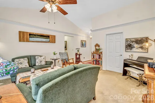 $470,000 | 333 Charlestown Drive, Hendersonville, NC 28792