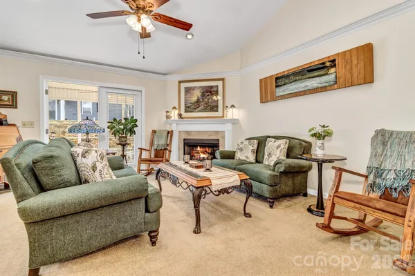 $470,000 | 333 Charlestown Drive, Hendersonville, NC 28792