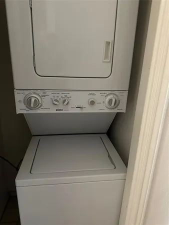 $1,300 | 1700 Amelia Court, Unit 523, Plano, TX 75075