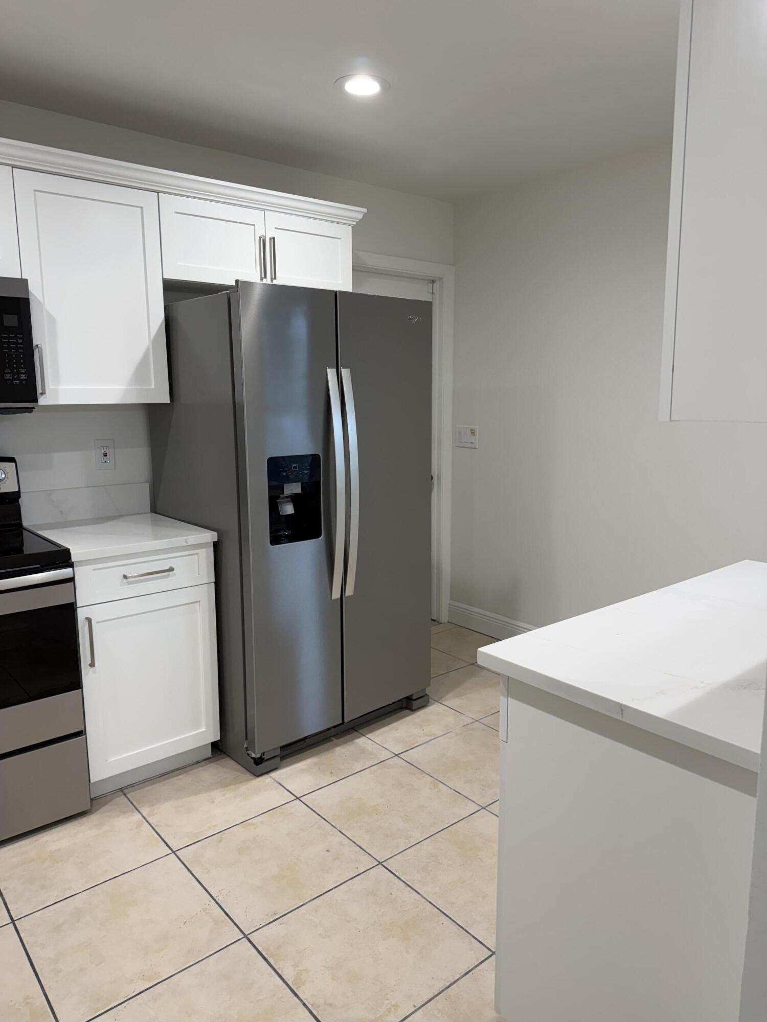 9646 Ohio Place Boca Raton, FL 33434 - Photo 8 of 20 IMG_3324