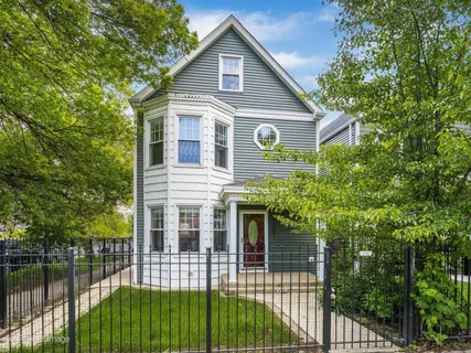 $650,000 | 3701 West Palmer Street, Chicago, IL 60647