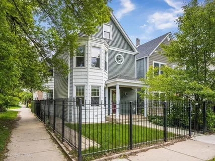$650,000 | 3701 West Palmer Street, Chicago, IL 60647