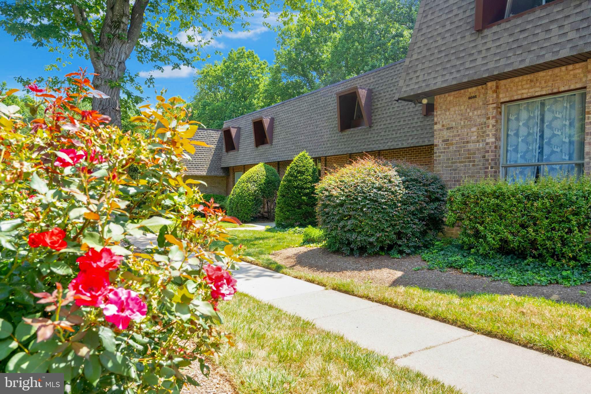 11609 Vantage Hill Road, Unit 1A Reston, VA 20190 - Photo 2 of 63 Beautiful Acres