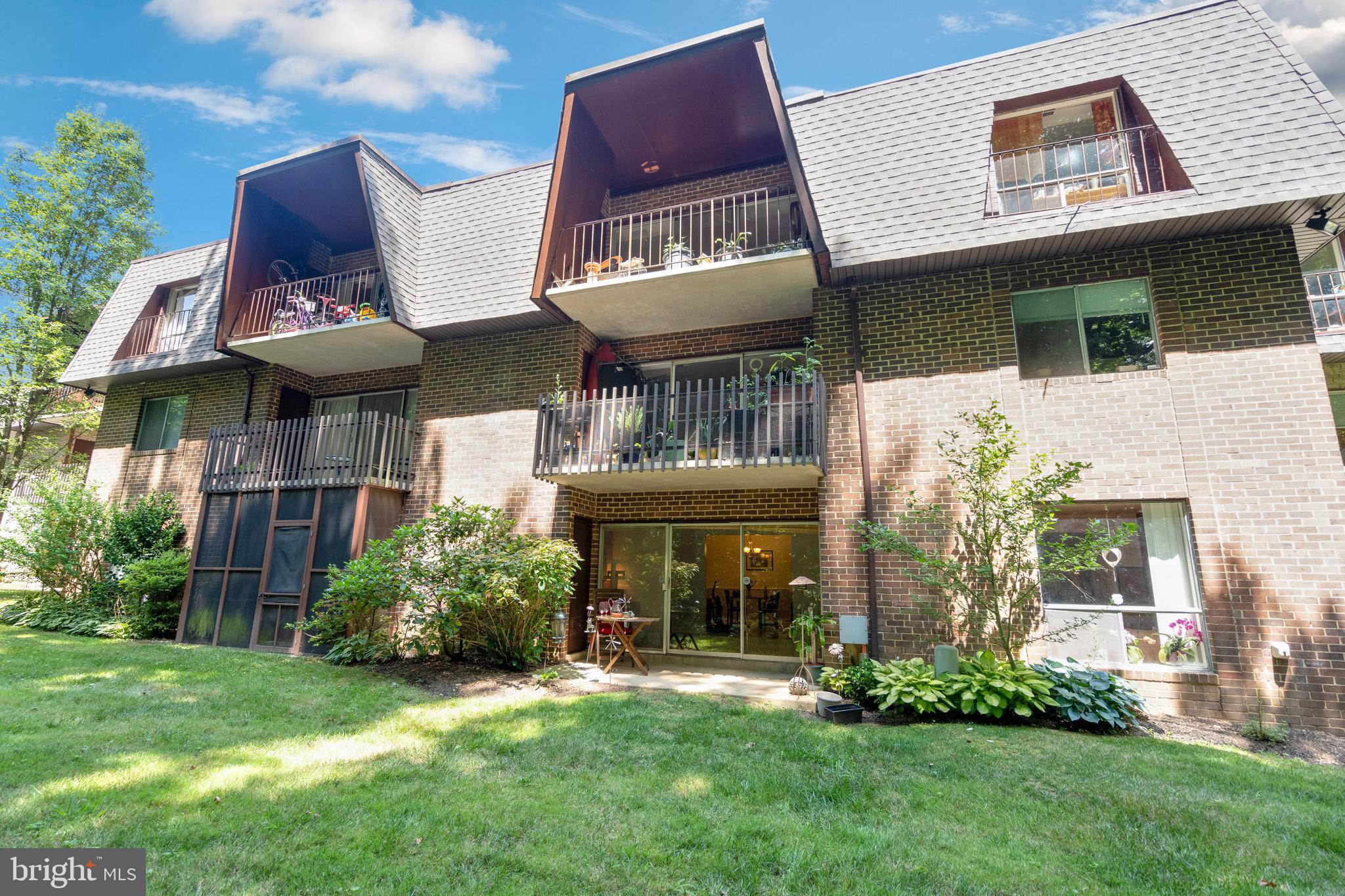 11609 Vantage Hill Road, Unit 1A Reston, VA 20190 - Photo 20 of 63