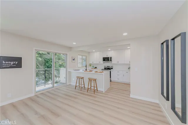 $1,090,000 | 28331 Ridgefalls Court, Unit 129, Rancho Palos Verdes, CA 90275