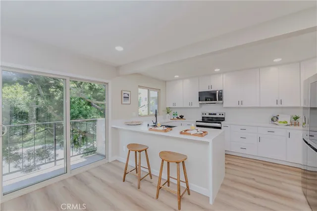 $1,090,000 | 28331 Ridgefalls Court, Unit 129, Rancho Palos Verdes, CA 90275