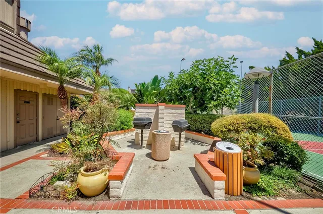 $1,090,000 | 28331 Ridgefalls Court, Unit 129, Rancho Palos Verdes, CA 90275