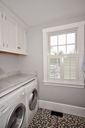 29 Lincoln Road Lincoln, MA 01773 - Photo 16 of 19 a utility room with dryer and washer