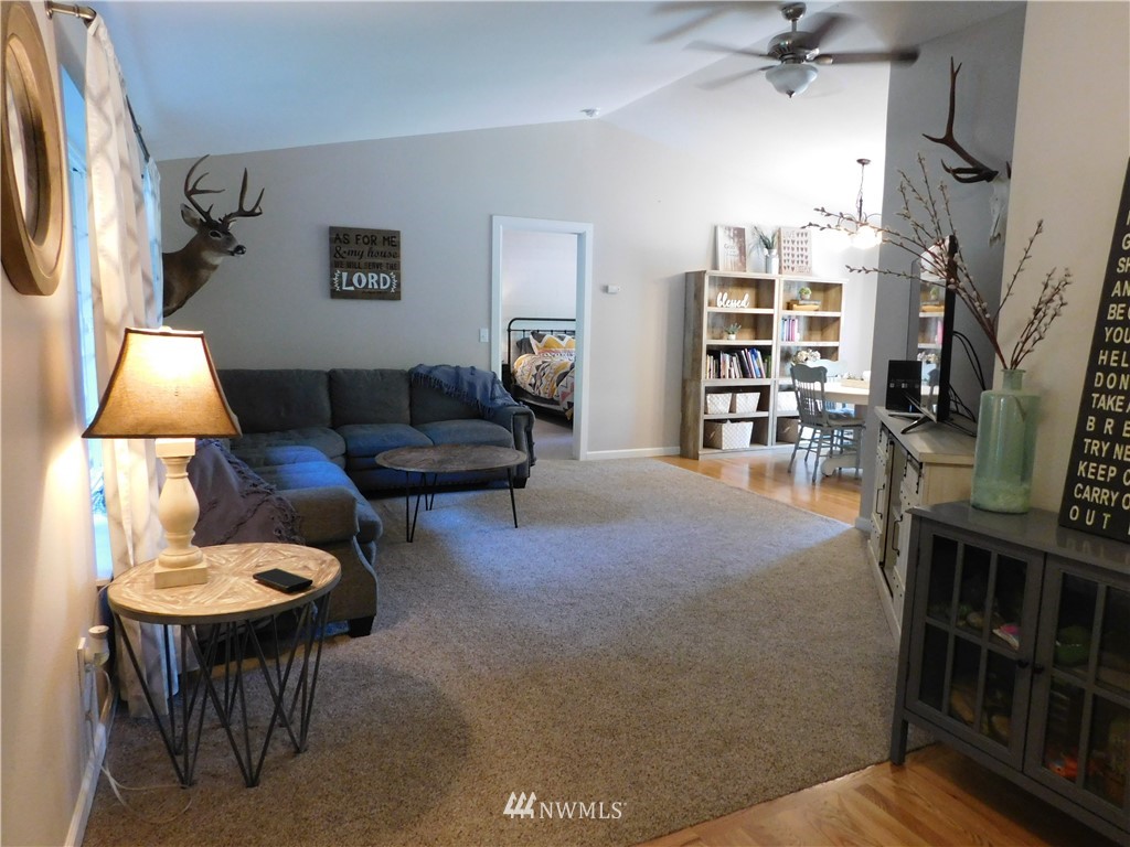 44732 Fir Road Gold Bar, WA 98251 - Photo 4 of 31 Gallery Image 4