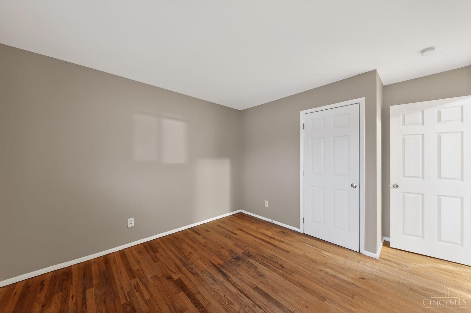 3250 Springdale Road Cincinnati, OH 45251 - Photo 18 of 30