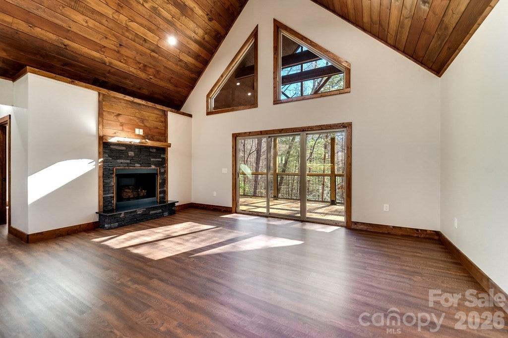 397 Kennel Loop Murphy, NC 28906 - Photo 2 of 40