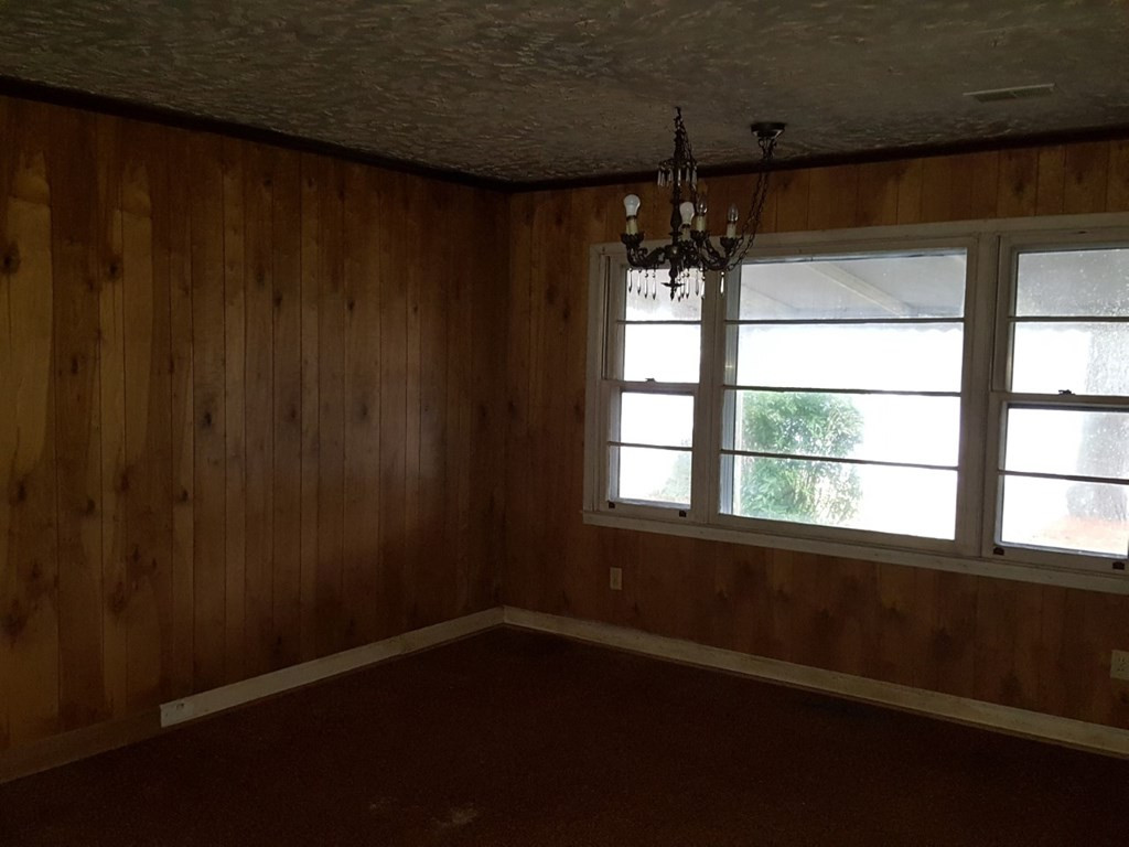 115 Deason Street McCormick, SC 29835 - Photo 4 of 22