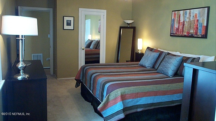 2167 Larchmont Road Jacksonville, FL 32207 - Photo 11 of 20 Master Bedroom
