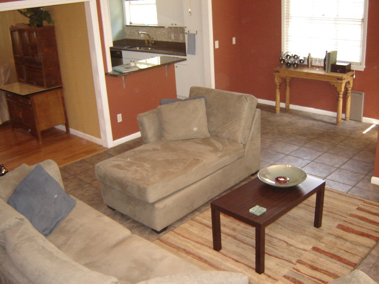 2167 Larchmont Road Jacksonville, FL 32207 - Photo 9 of 20 Family Room view to Kitchen/bonus room
