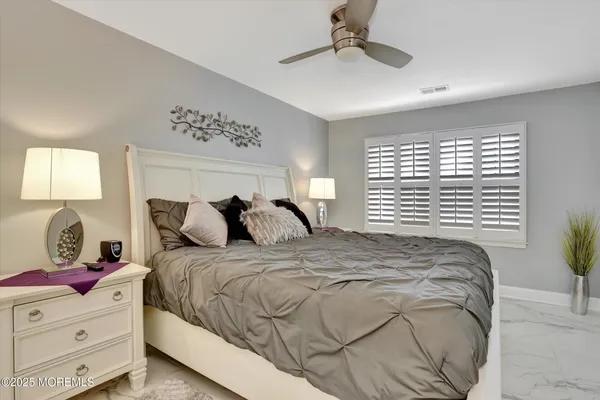 $3,950 | 14 Hialeah, West Long Branch, NJ 07764