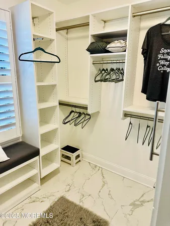 $3,950 | 14 Hialeah, West Long Branch, NJ 07764