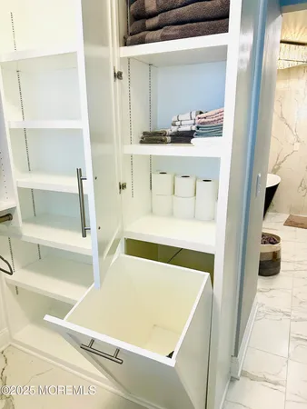 $3,950 | 14 Hialeah, West Long Branch, NJ 07764