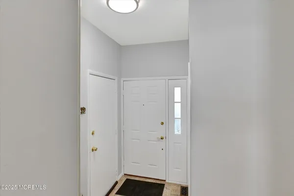 $3,950 | 14 Hialeah, West Long Branch, NJ 07764