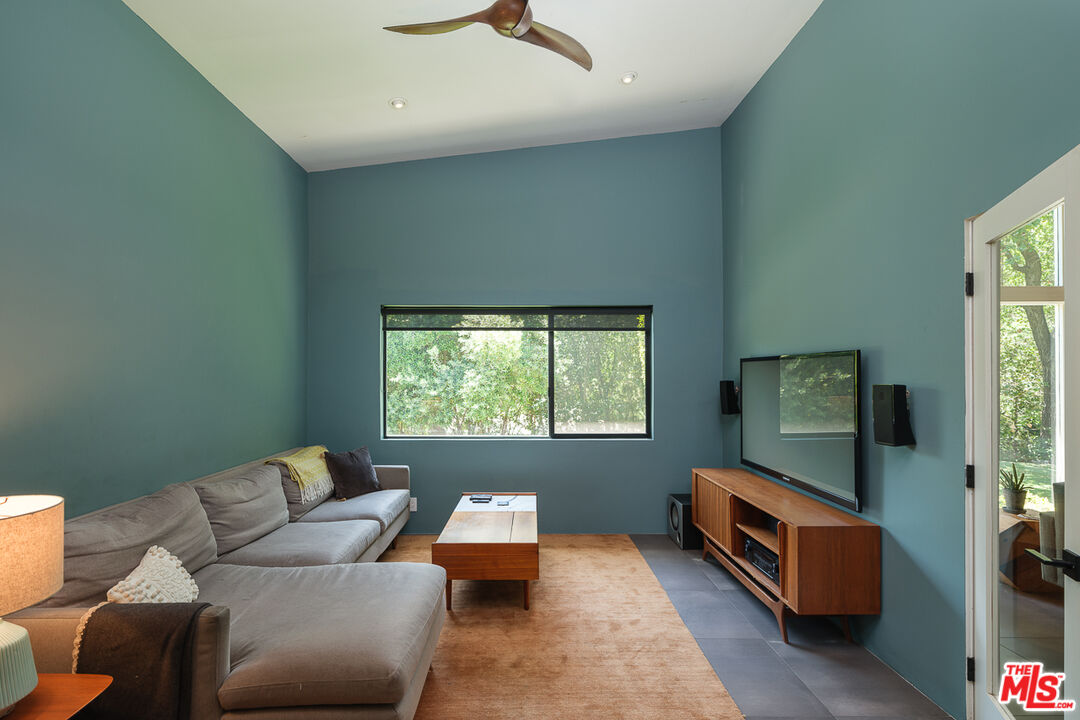 1540 Lancashire Place Pasadena, CA 91103 - Photo 7 of 31 a living room with furniture and a window