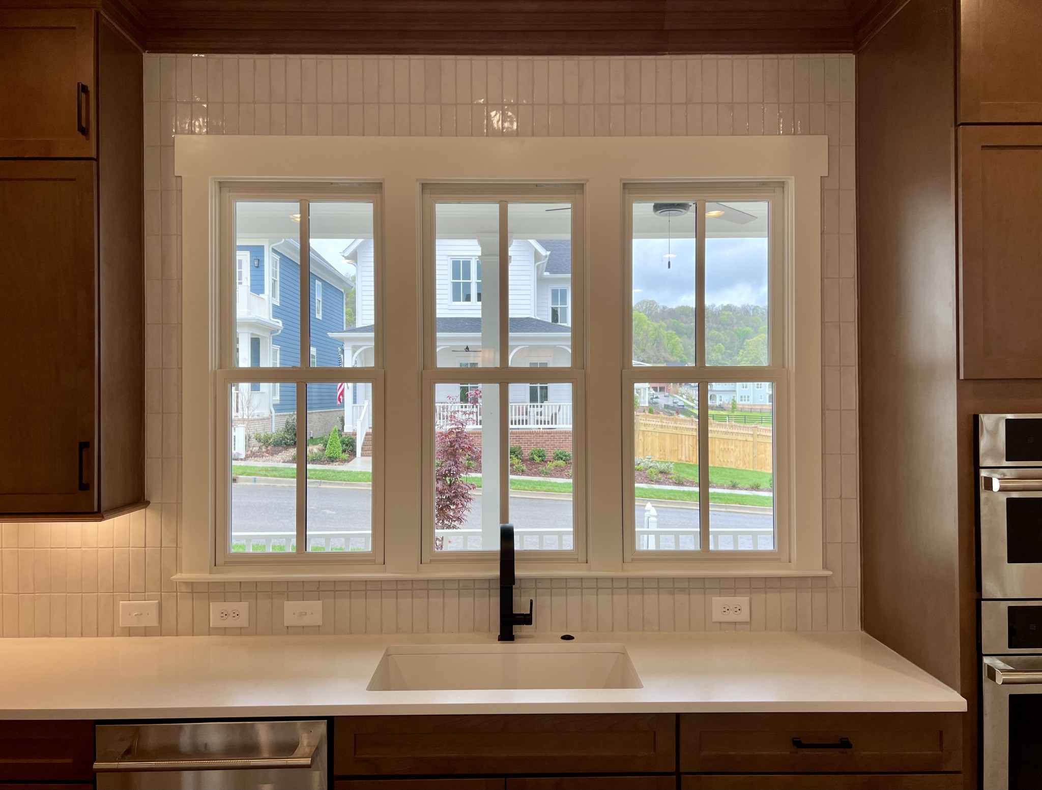 2007 Nathaniel Road Franklin, TN 37064 - Photo 5 of 12 a sink with a window