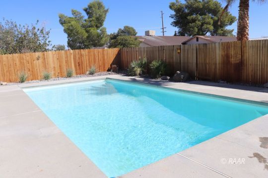 318 South Gordon Street Ridgecrest, CA 93555 - Photo 4 of 27 a view of a back yard
