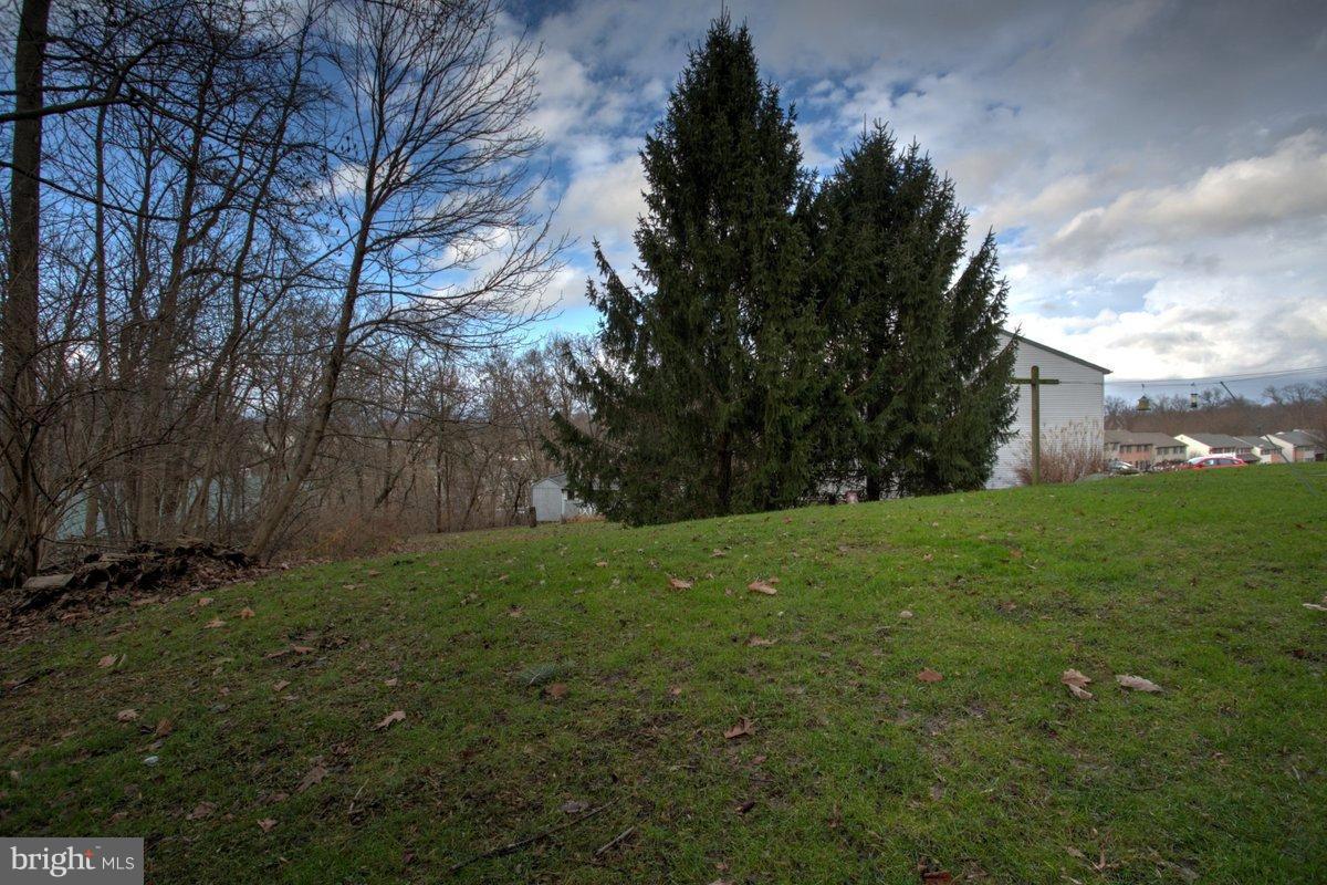 554 Mt Gretna Road Elizabethtown, PA 17022 - Photo 19 of 24 Gallery Image 19