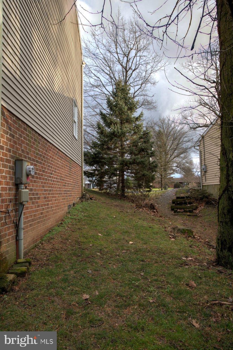 554 Mt Gretna Road Elizabethtown, PA 17022 - Photo 23 of 24 Gallery Image 23