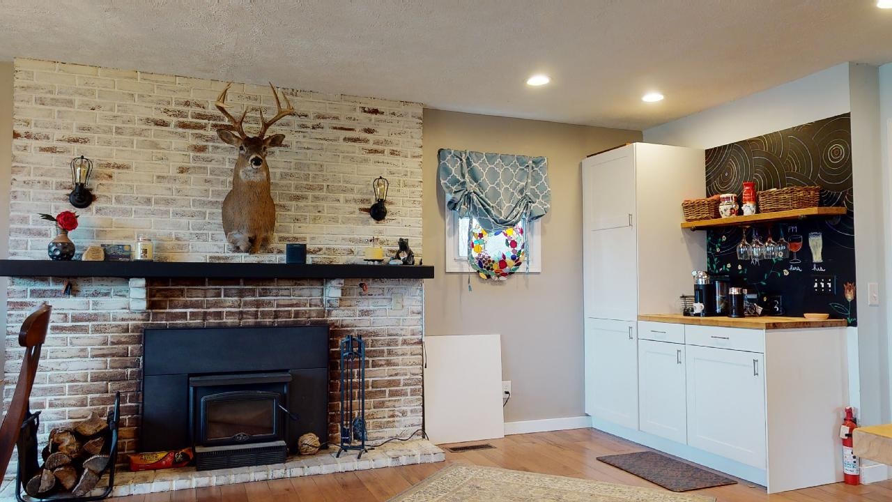 1147 North Sharkey Road Bloomfield, IN 47424 - Photo 7 of 25