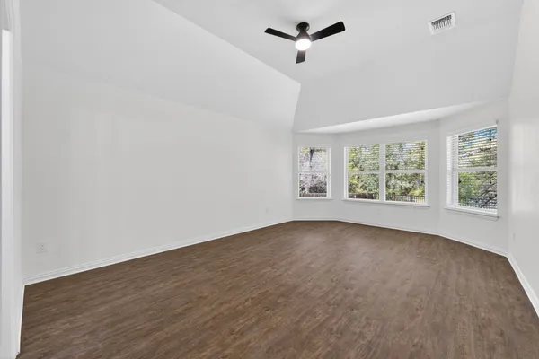 $409,990 | 1665 Oyster Creek, Buda, TX 78610