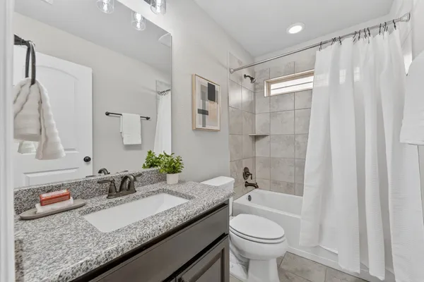 $409,990 | 1665 Oyster Creek, Buda, TX 78610