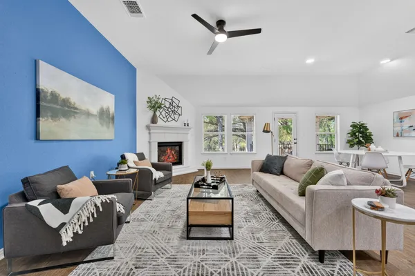 $409,990 | 1665 Oyster Creek, Buda, TX 78610