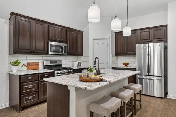 $409,990 | 1665 Oyster Creek, Buda, TX 78610