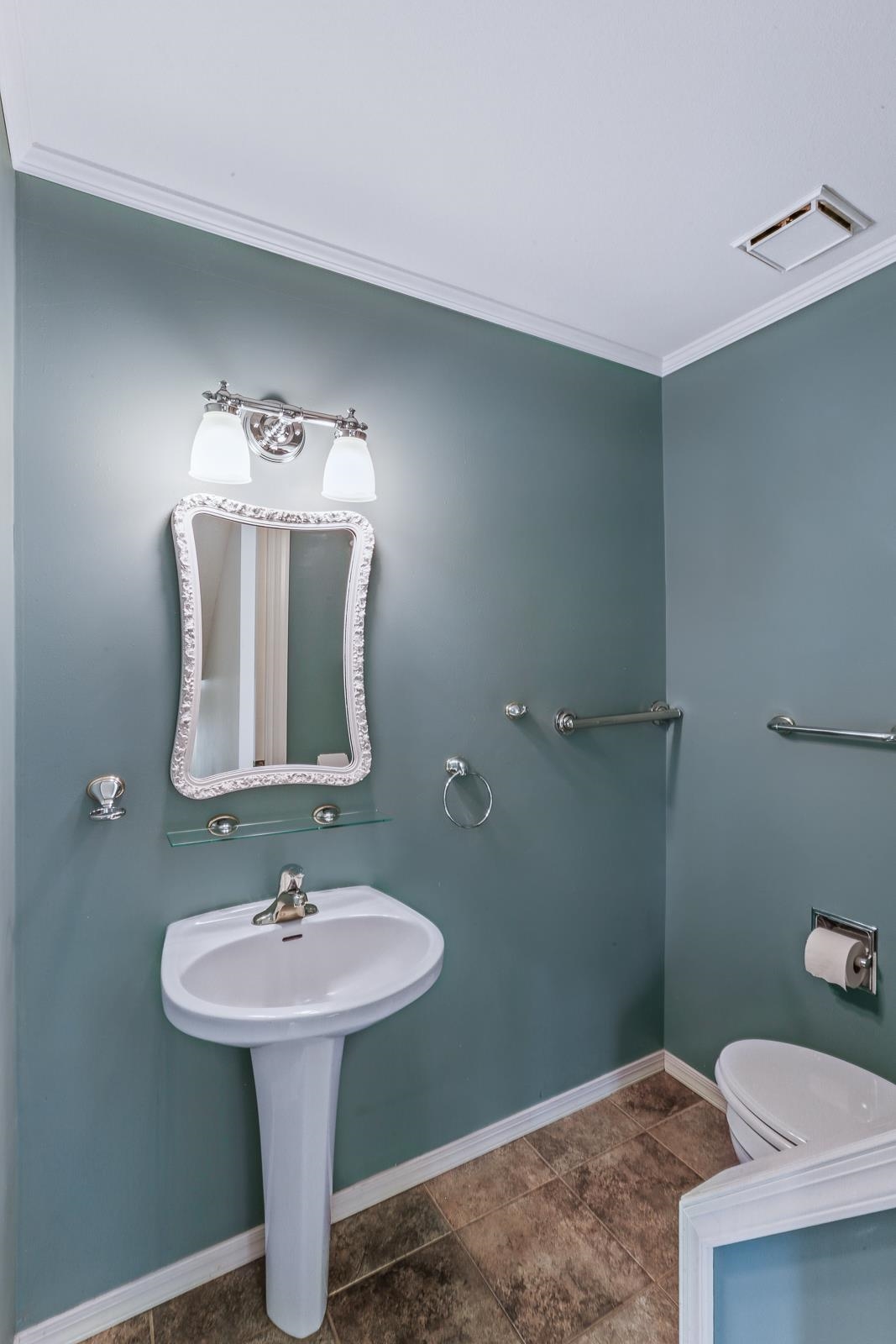 409 West Center Street Spokane, WA 99208 - Photo 11 of 28 Gallery Image 11