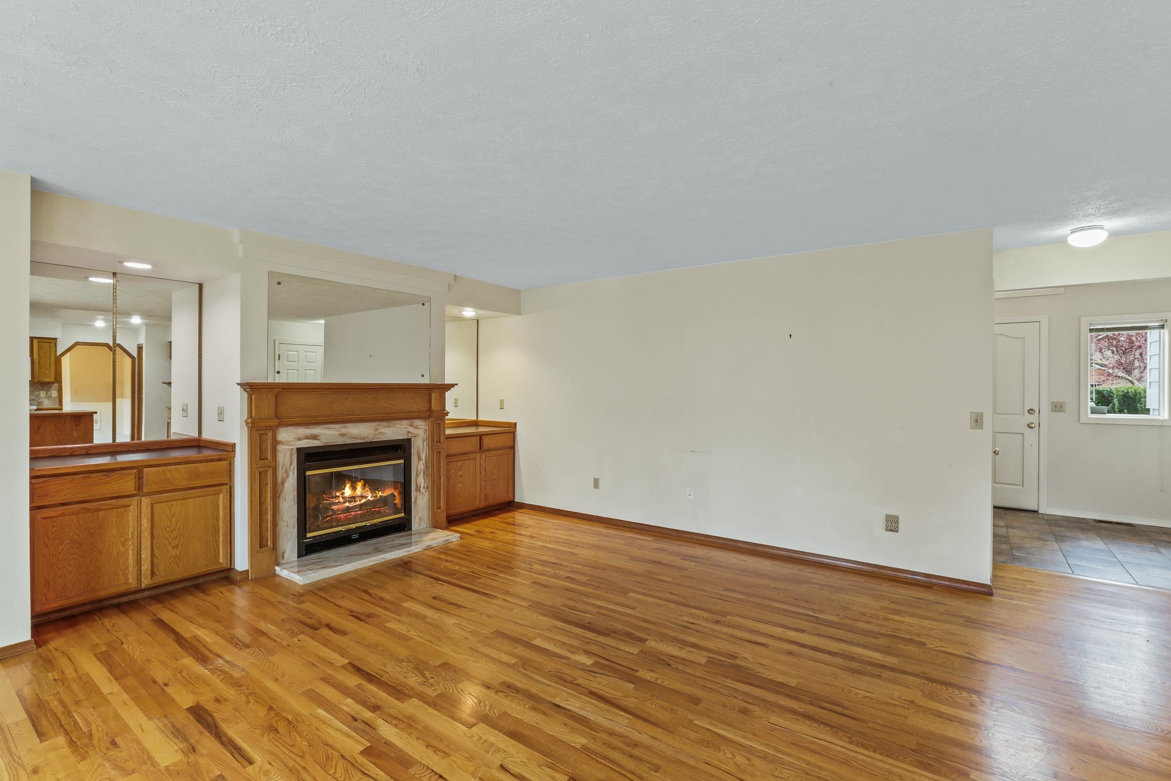 409 West Center Street Spokane, WA 99208 - Photo 4 of 28 Gallery Image 4