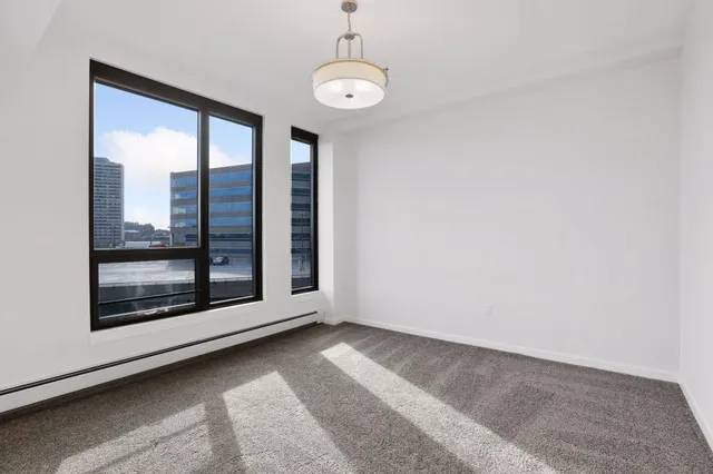 $3,795 | 1240 South 2nd Street, Unit 232, Minneapolis, MN 55415