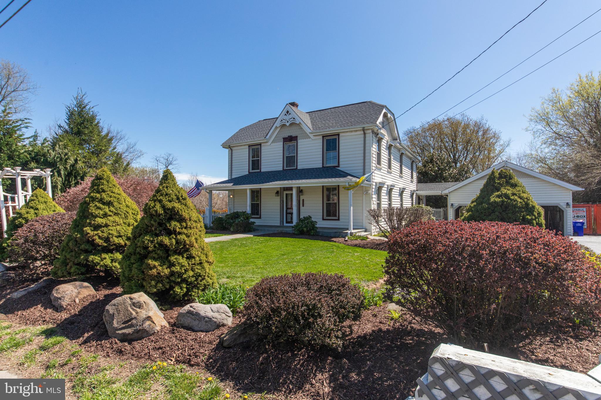 Welcome to 13920 Darnestown Road!