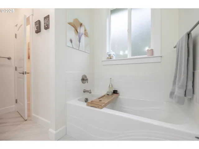 $875,000 | 3777 Meeko Lane Southeast, Turner, OR 97392