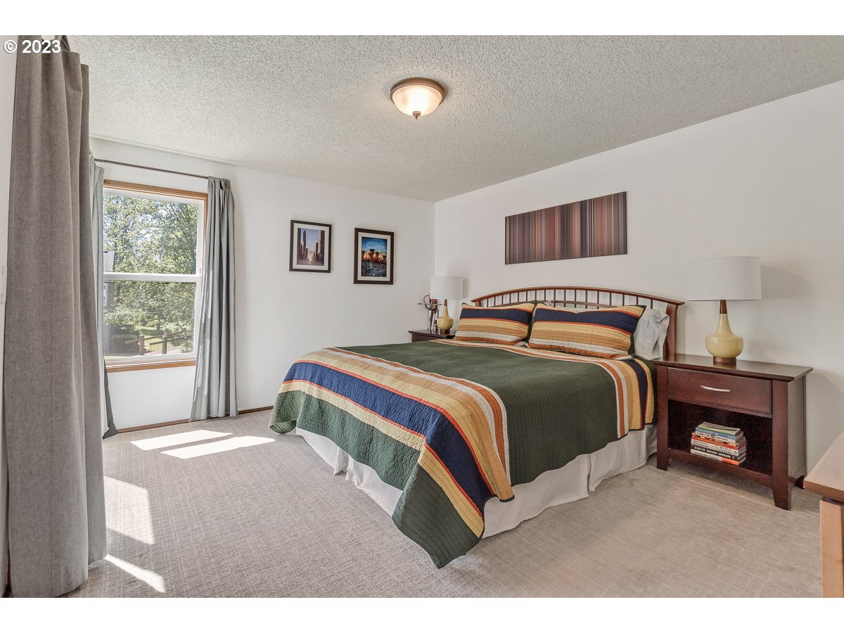 12956 Southwest 5th Street Beaverton, OR 97005 - Photo 16 of 32 Gallery Image 16