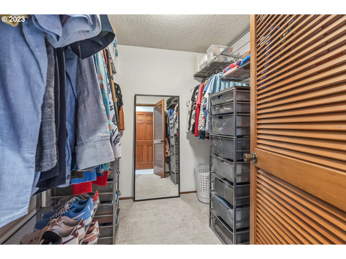 12956 Southwest 5th Street Beaverton, OR 97005 - Photo 20 of 32 Gallery Image 20