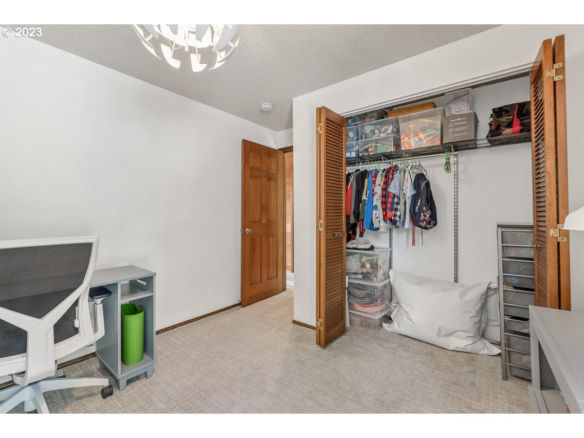 12956 Southwest 5th Street Beaverton, OR 97005 - Photo 23 of 32 Gallery Image 23
