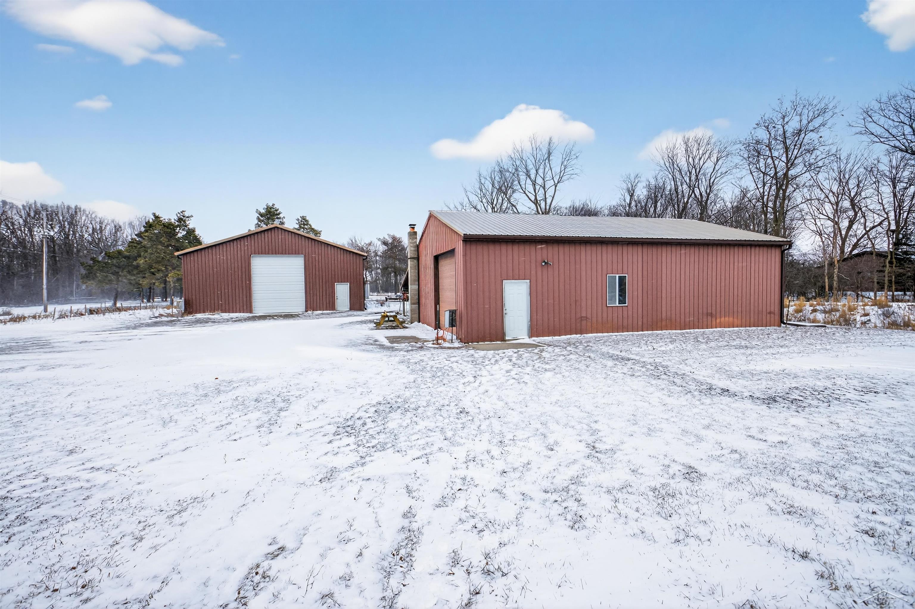 6530 Davis Road Saginaw, MI 48604 - Photo 10 of 46 50197962-db62620b-ab60-40af-9664-40983812a0c8.JPG