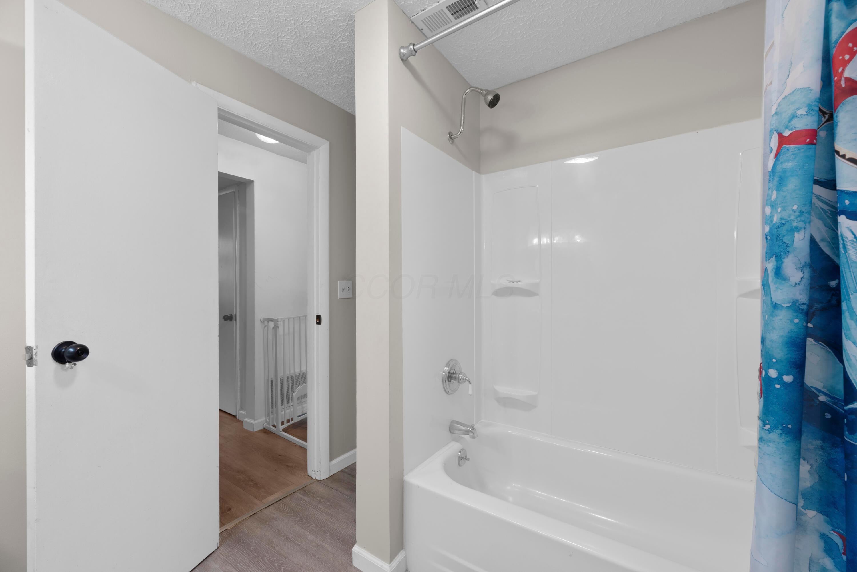 6001 Cairo Road Westerville, OH 43081 - Photo 35 of 41 Lower Level Bathroom