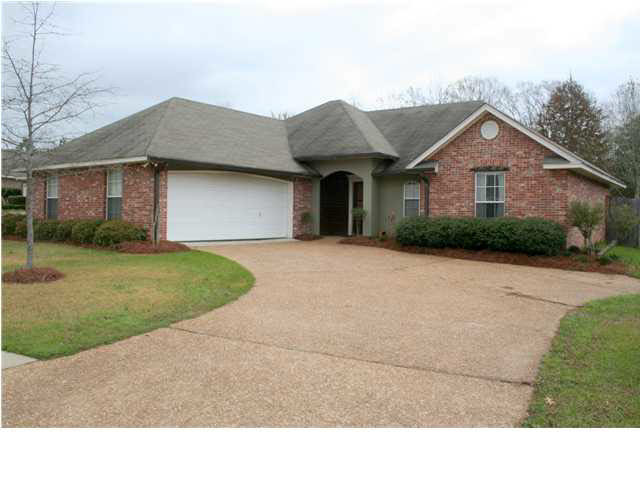129 Channing Circle Canton, MS 39046 - Photo 1 of 13 Front View