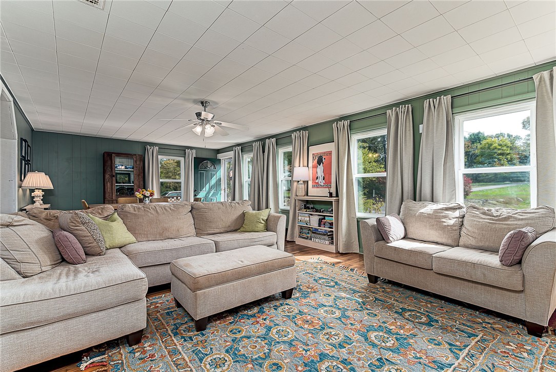 272 Spring Street Hopkinton, RI 02873 - Photo 11 of 38