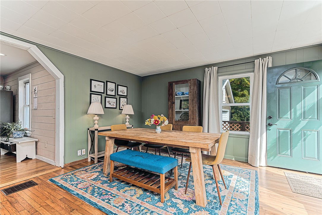 272 Spring Street Hopkinton, RI 02873 - Photo 5 of 38