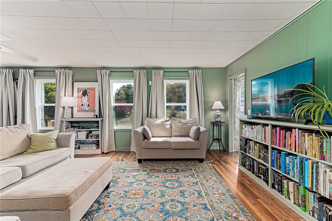 272 Spring Street Hopkinton, RI 02873 - Photo 10 of 38