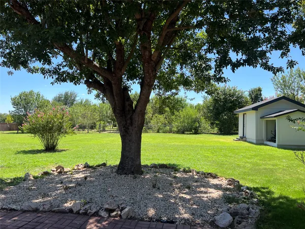 $3,500 | 117 Cotton Rows Lane, Taylor, TX 76574